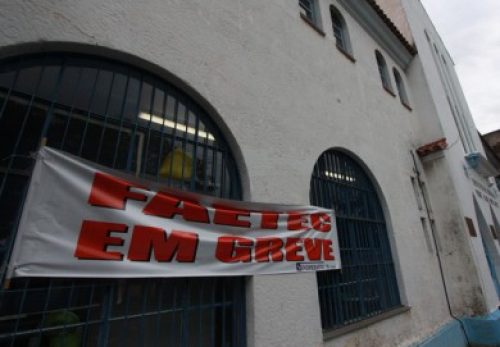 Faetec em greve ISEPAM 280813